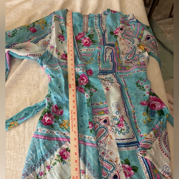 Plum Pretty Sugar Blue and Pink 100% Silk Short Robe Women’s XL - Picture 12 of 12